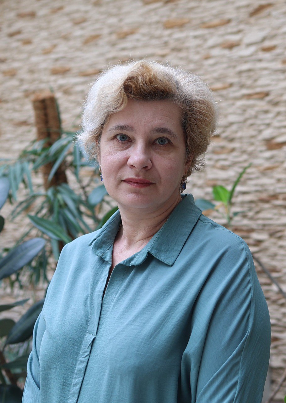Семенова Людмила Николаевна.